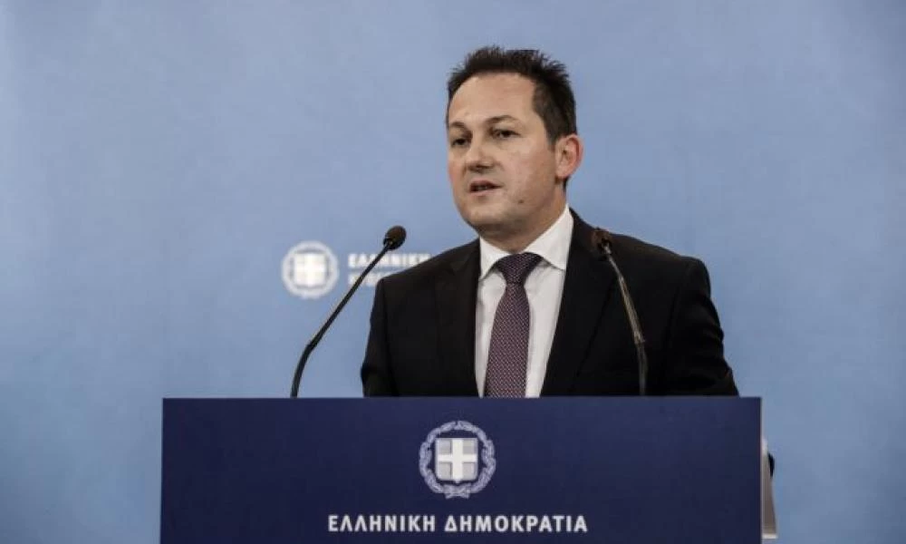 Πέτσας: Προτεραιότητα της κυβέρνησης να ανοίξουν τα σχολεία όλων των βαθμίδων